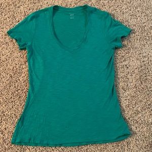 Aerie tee